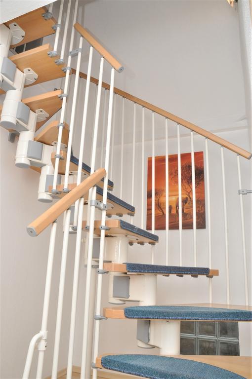 200M² Wohnung In Walldorf - Sap Esterno foto